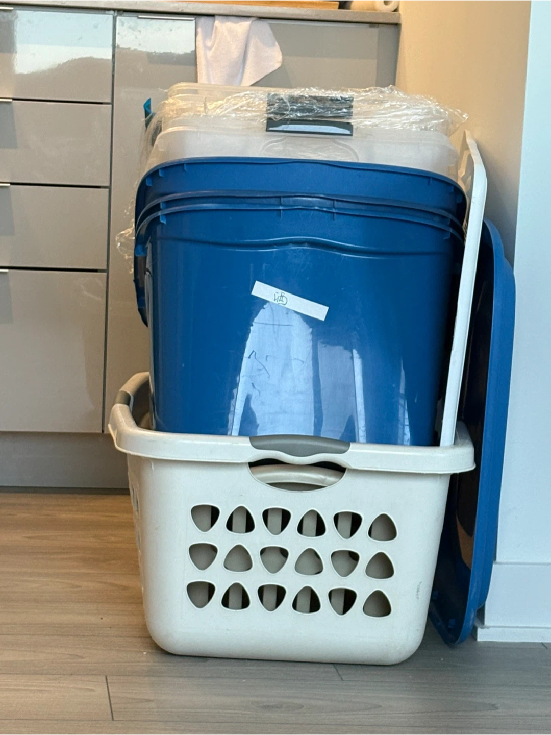 Storage Totes and Laundry Basket - photo 2