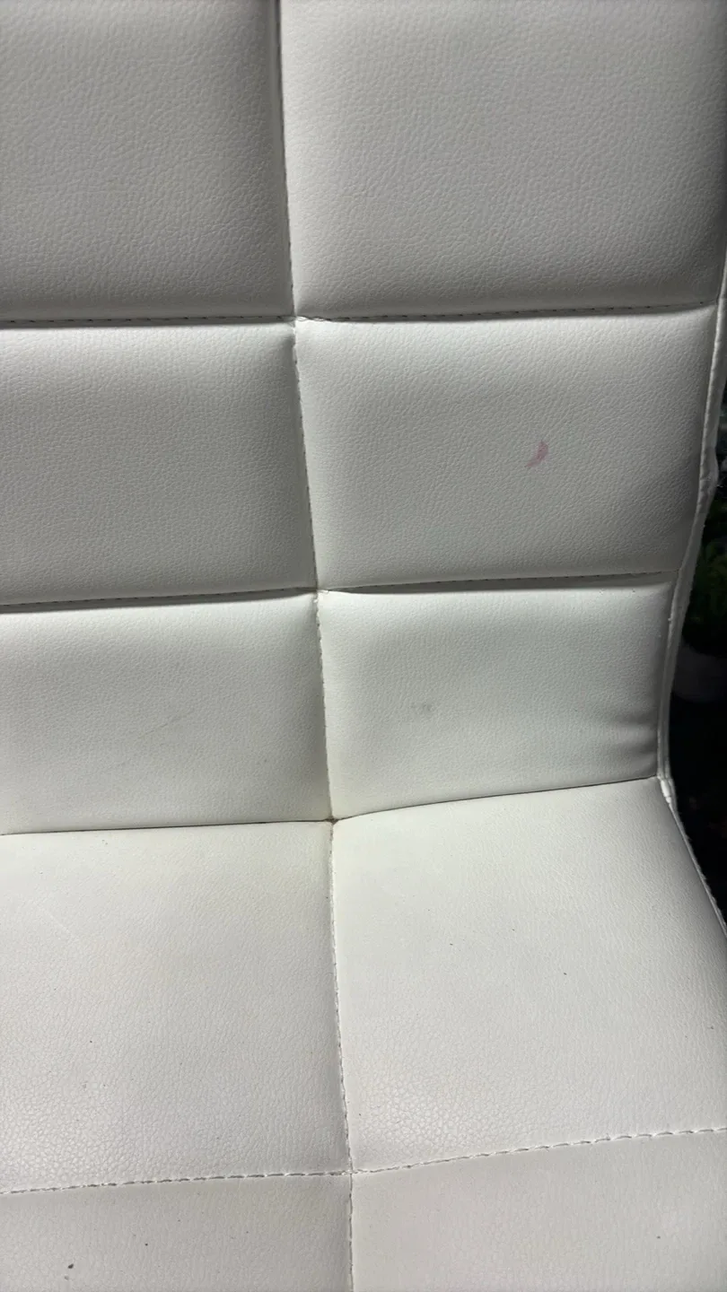 White Faux Leather Office Chair image indicator(2)