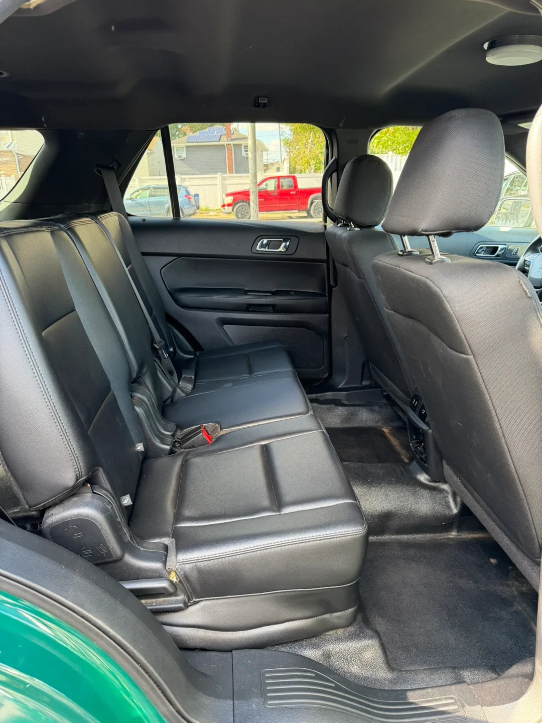 2017 Ford Explorer image indicator(8)