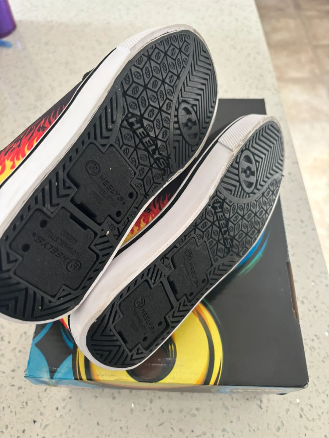 Heelys Pro 20 X2 Youth Size 13C - photo 2