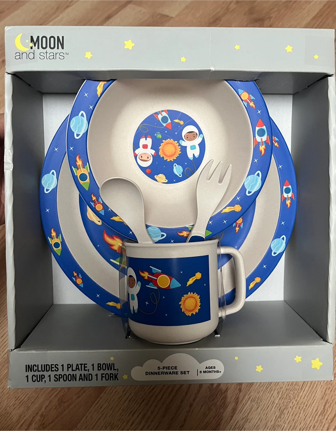 Moon and Stars 5-Piece Dinnerware Set - New