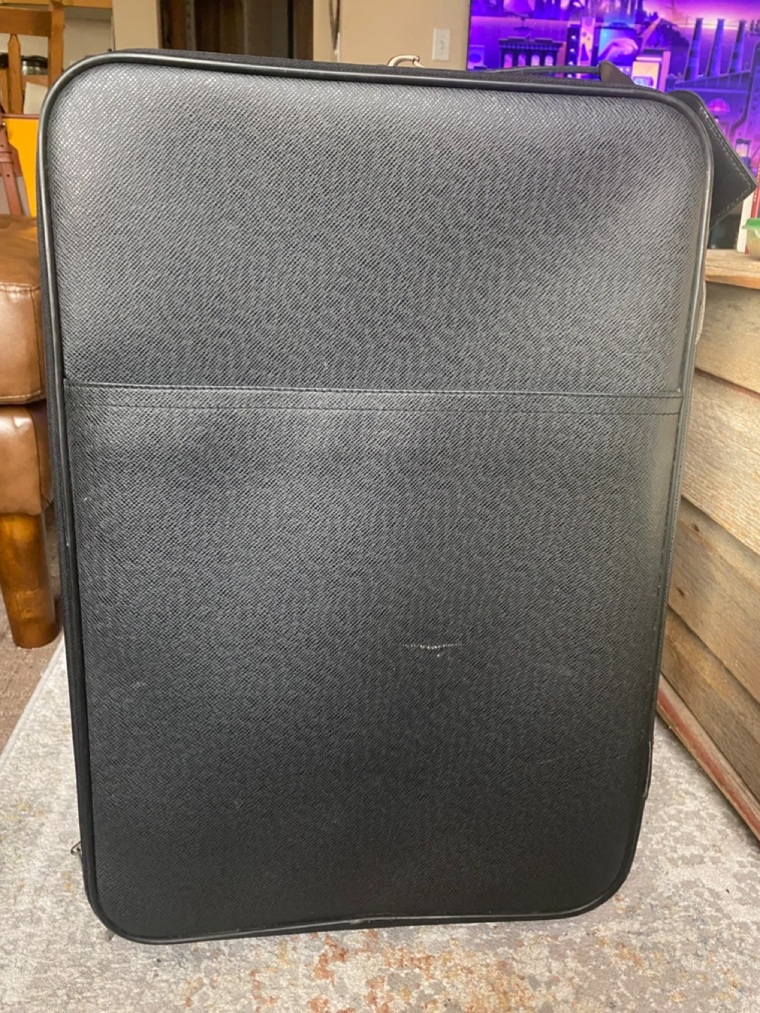 Louis Vuitton Pégase 60 Taiga Leather Trolley
