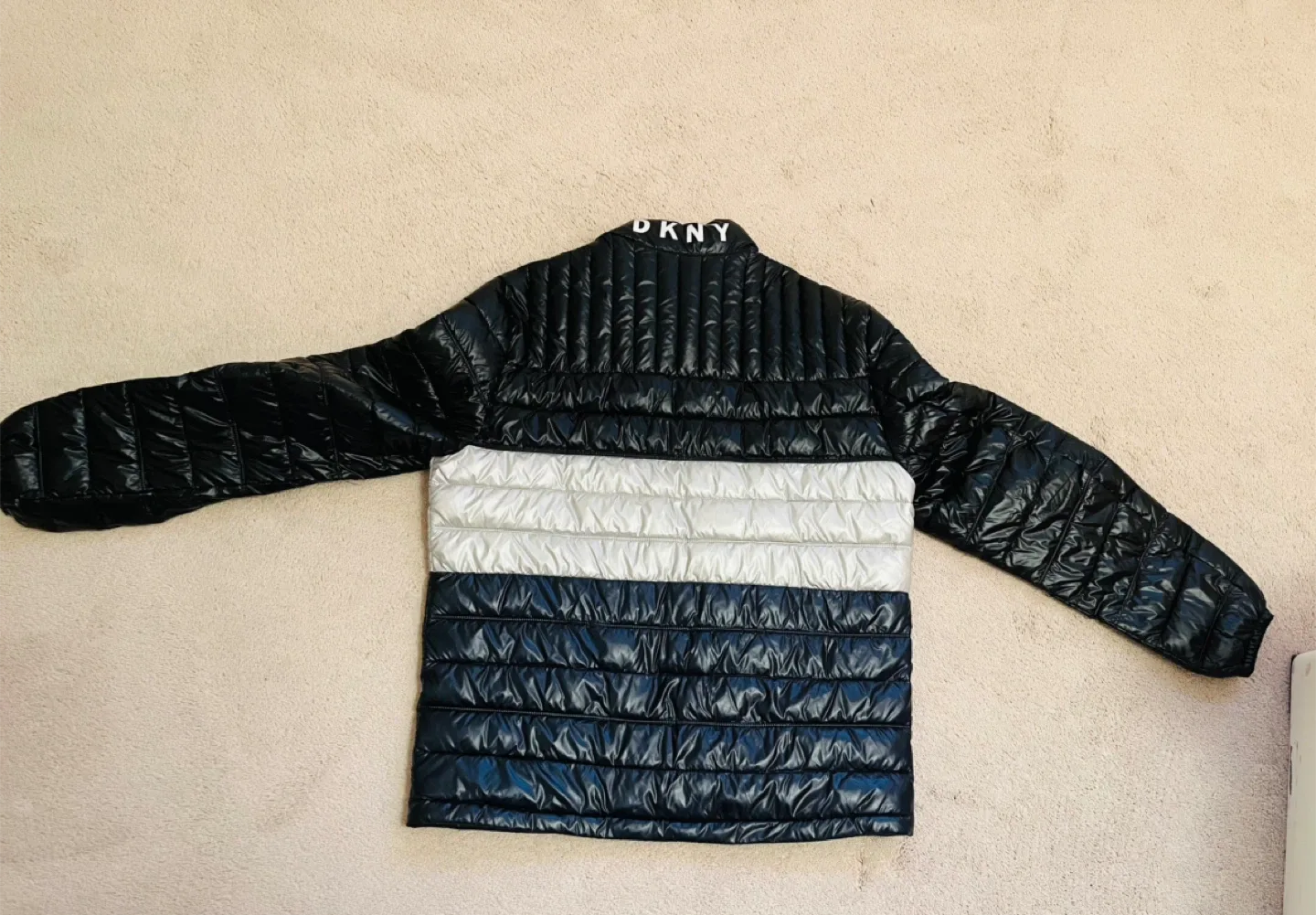 DKNY leather jacket image indicator(2)