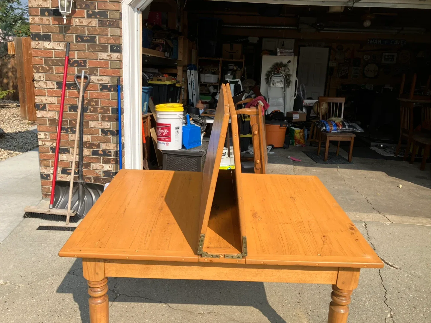 Wood Coffee Table and Extendable Dining Table Set image indicator(8)