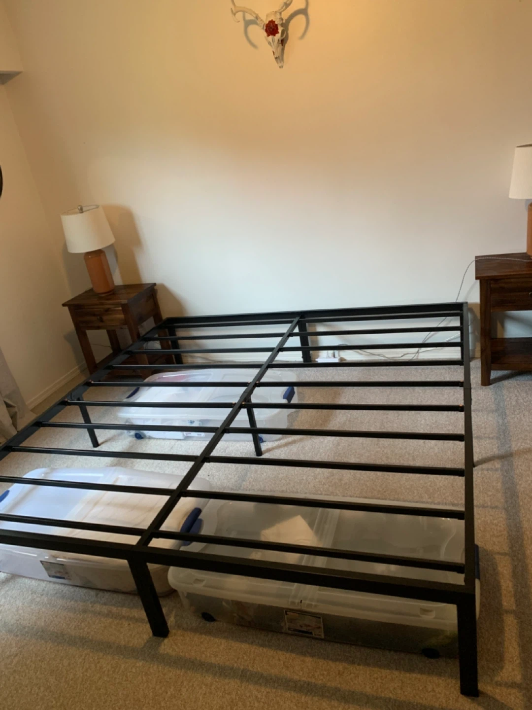 King Size Metal Bed Frame - photo 2