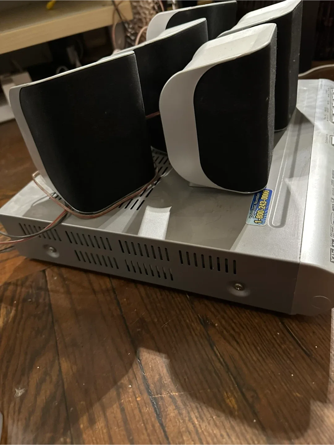 Zenith DVD Receiver with 5 Speakers and Subwoofer image indicator(8)