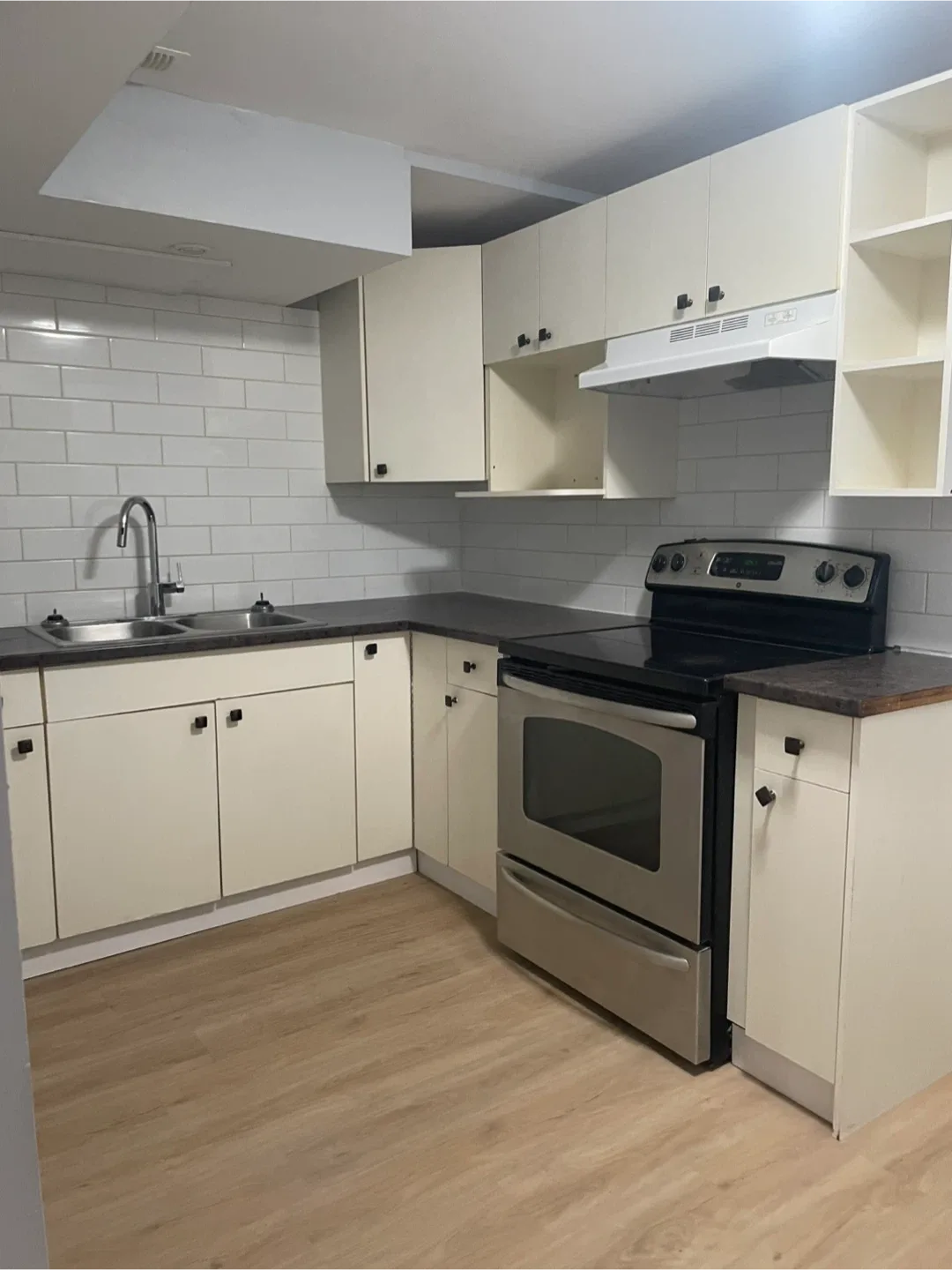 1 Bedroom Suite image indicator(6)