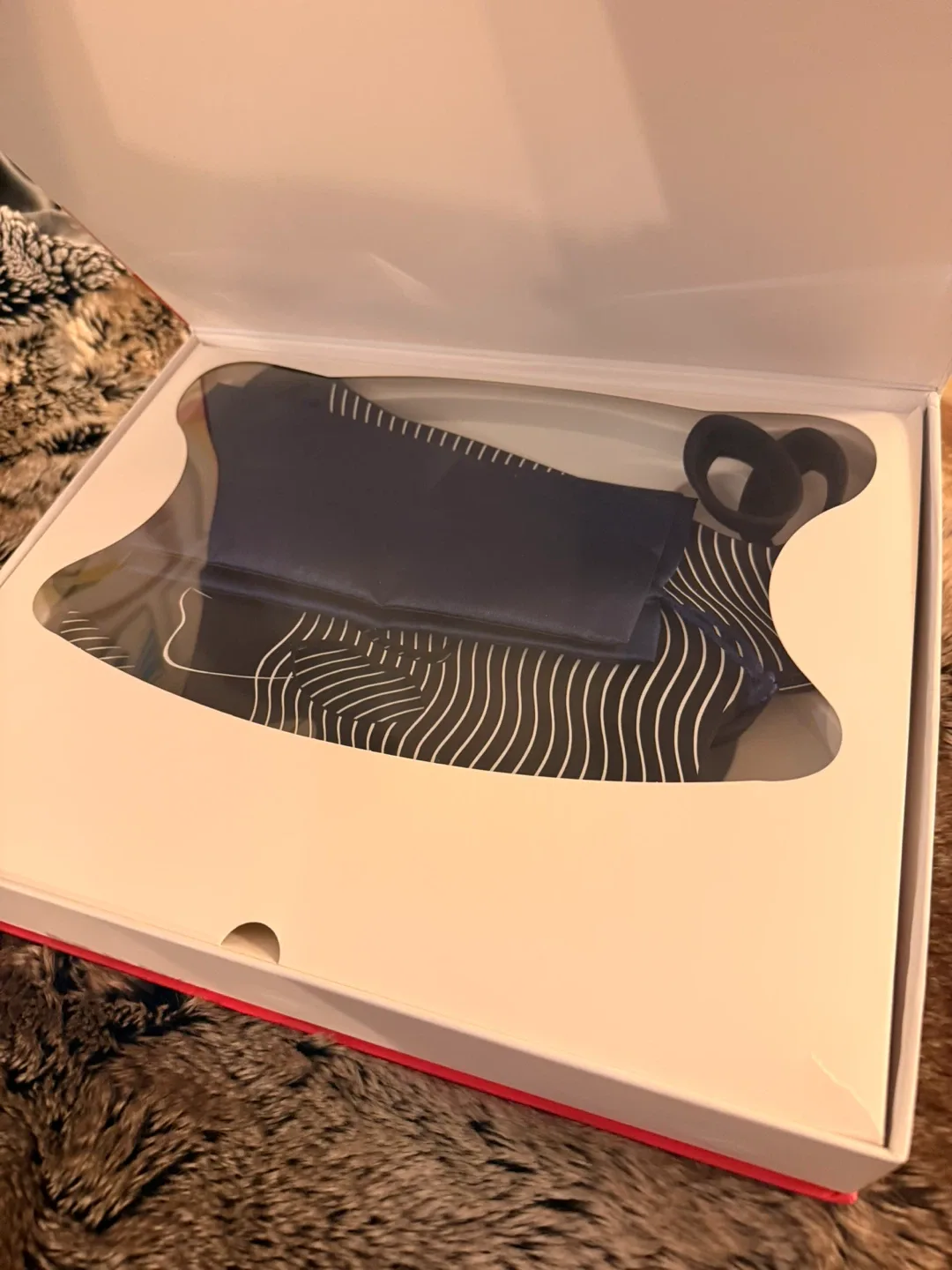 NICEBEAM Anti-Aging LED Mask - New in Box image indicator(2)