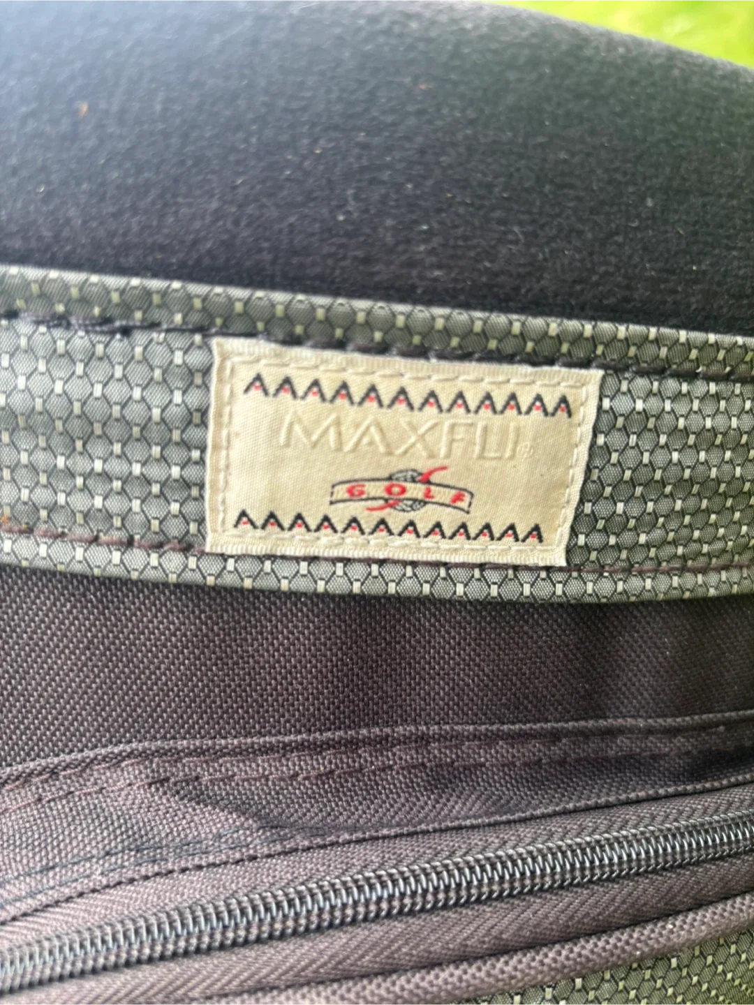 Bud Light Golf Bag - Great Condition! image indicator(9)