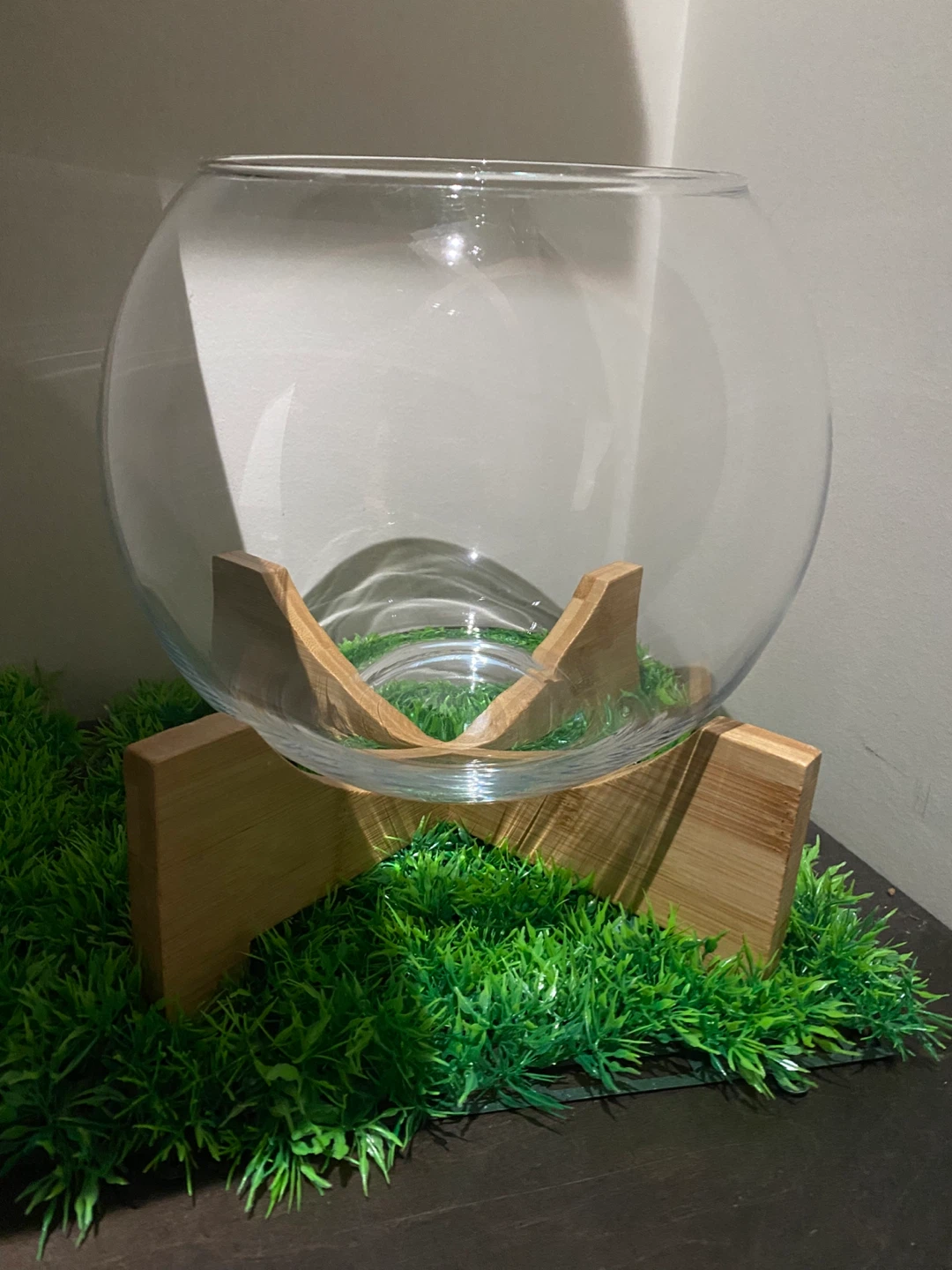 Glass fish Bowl with Wooden Stand
