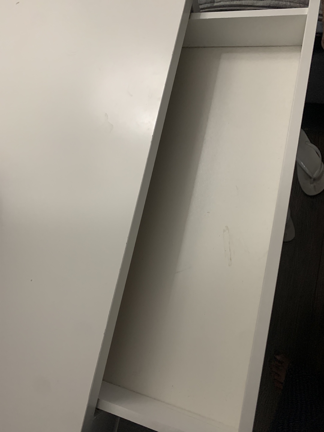 IKEA Micke White Desk - photo 4
