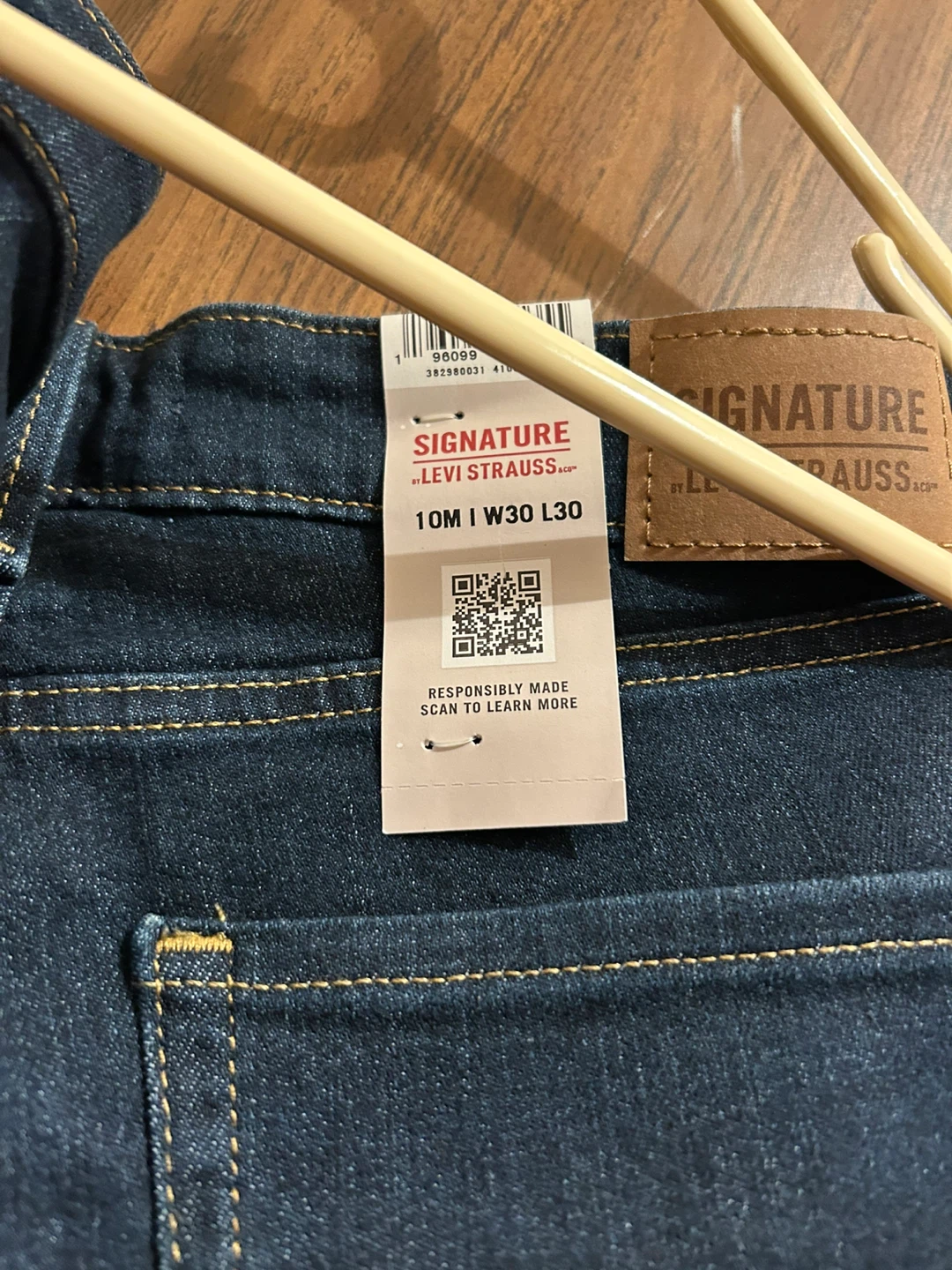 Signature by Levi Strauss & Co. Women's Jeans - Size 10M - photo 3