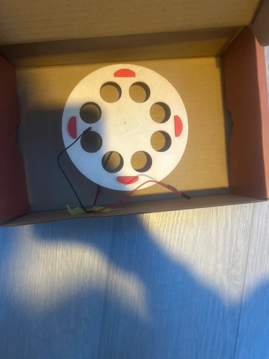 KiwiCo Tinker Crate Spin Art Machine image indicator(2)