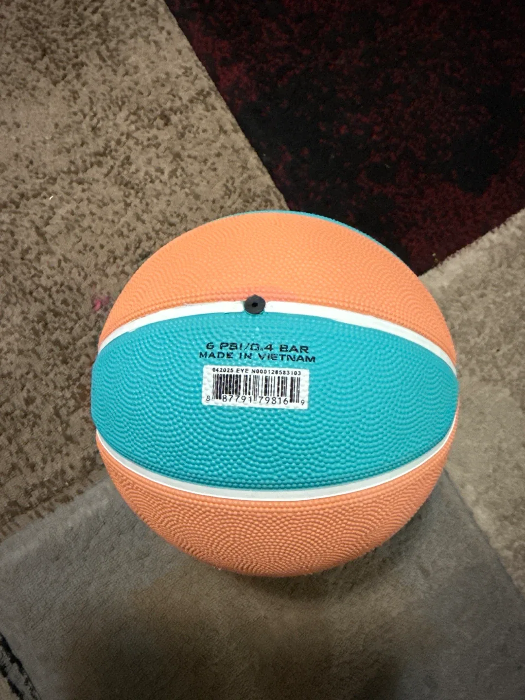 Nike Basketball - Orange & Blue image indicator(2)