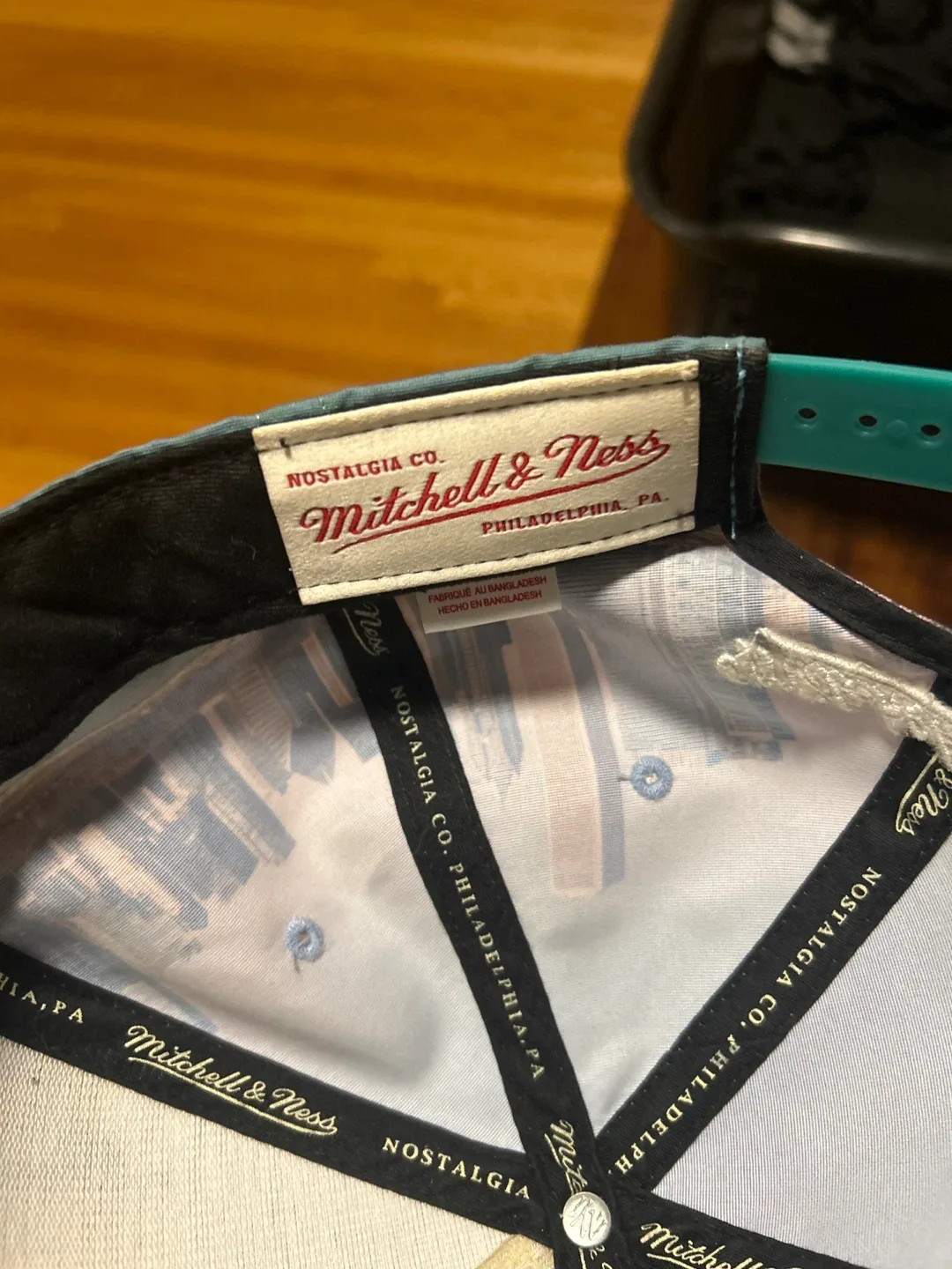 Mitchell & Ness Chicago Bulls Hat image indicator(2)