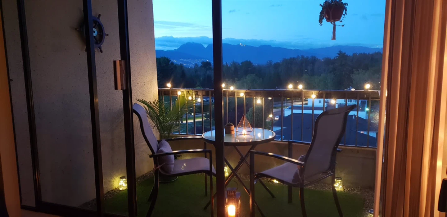 Patio Table and Chairs Set