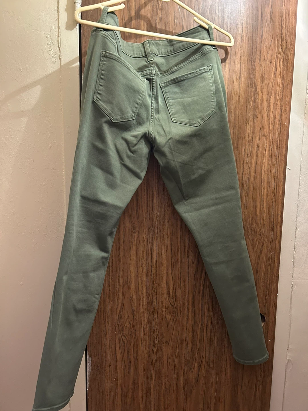 Old Navy Rockstar Super Skinny Jeans - Size 10