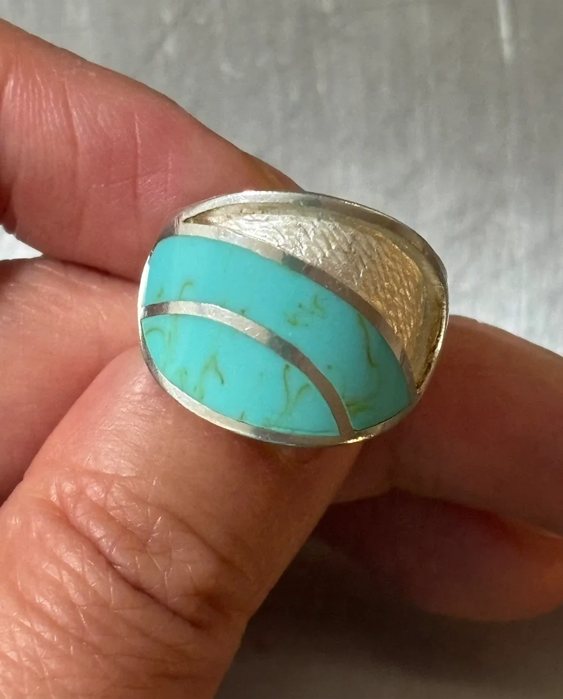 Turquoise & 925 Silver Ring, size 6.5 but fits 7! image indicator(2)
