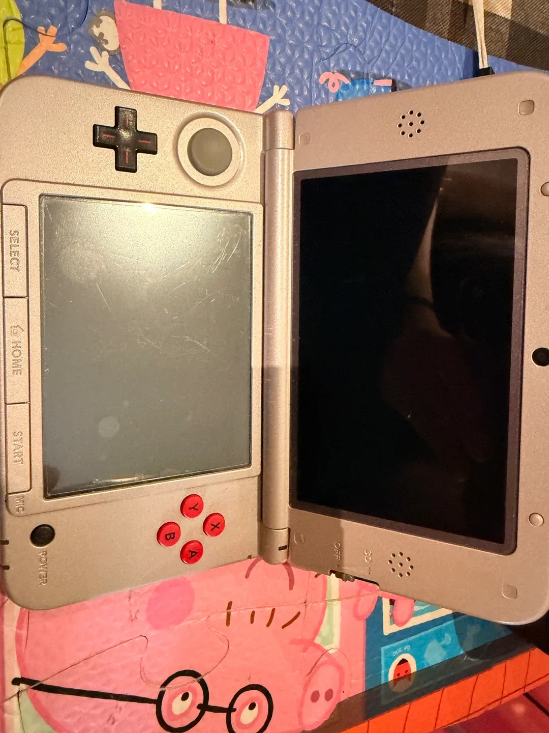 Nintendo 3DS XL NES Edition Console image indicator(3)