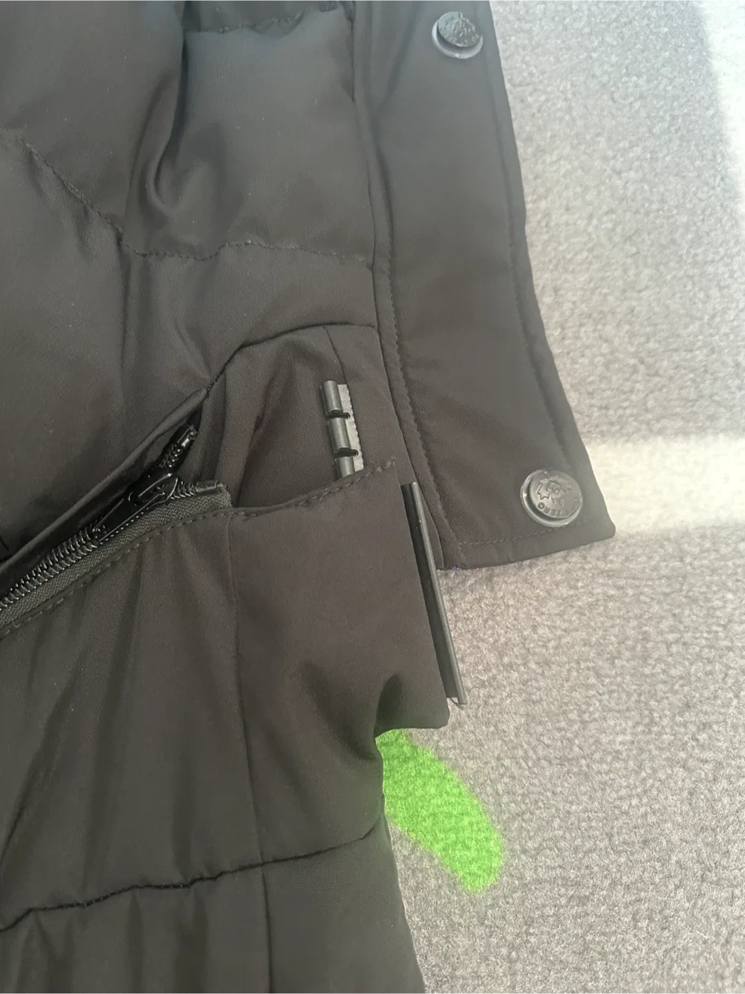 Winter coat image indicator(6)