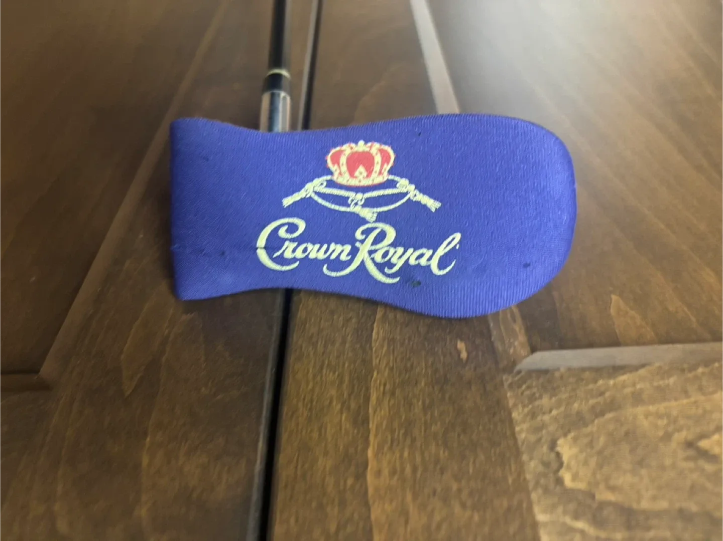 Crown Royal Oversize #6 Iron with cover. image indicator(2)