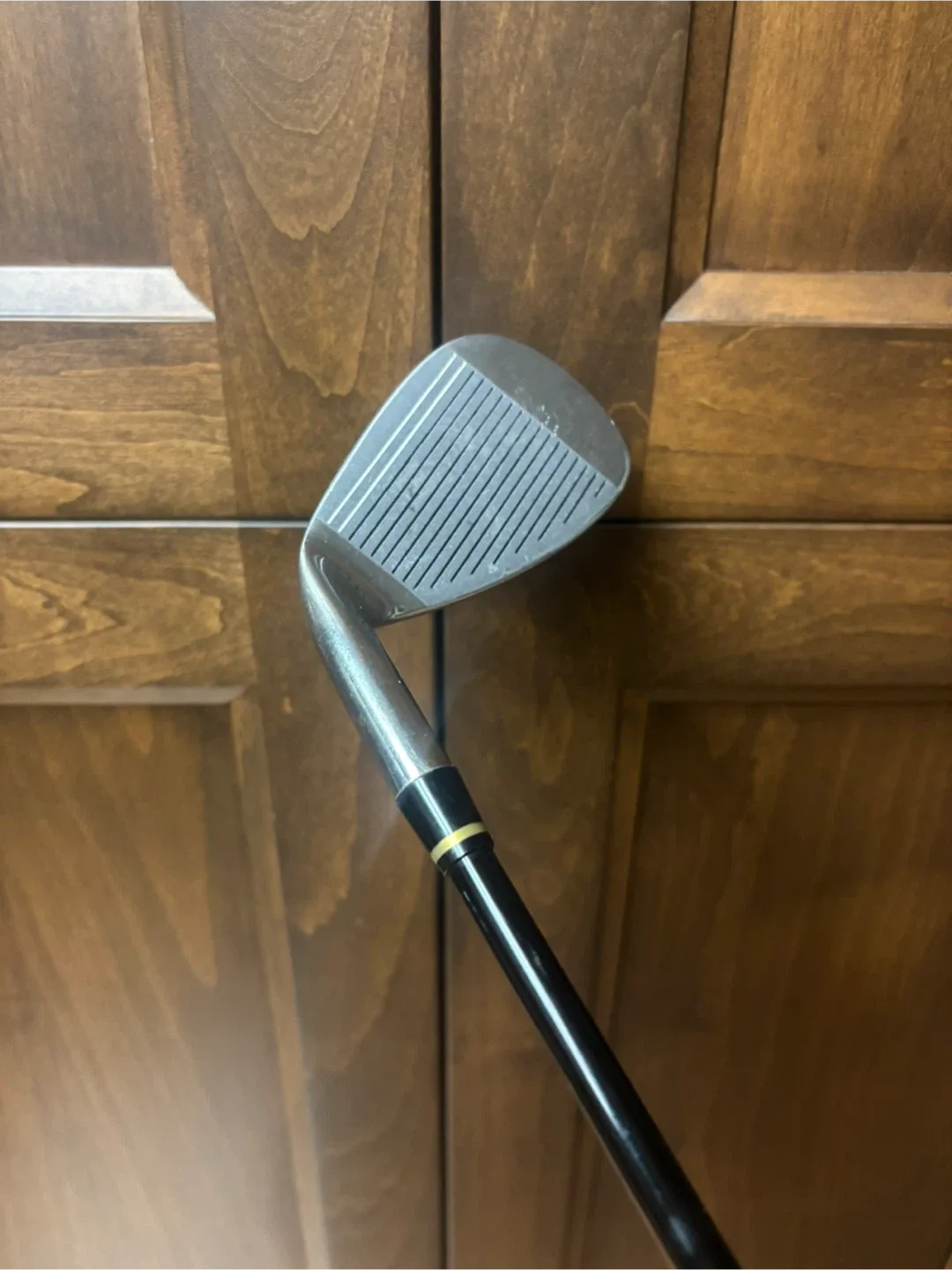 Crown Royal Oversize #6 Iron with cover. image indicator(5)