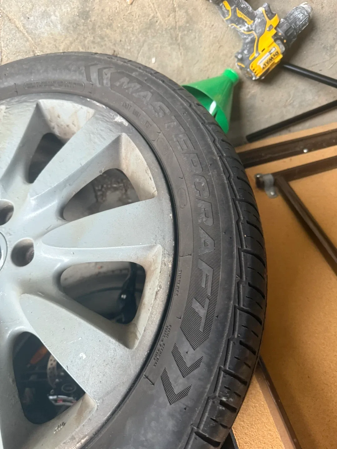 Mastercraft Courser A/T 215/50R17 Tire image indicator(2)