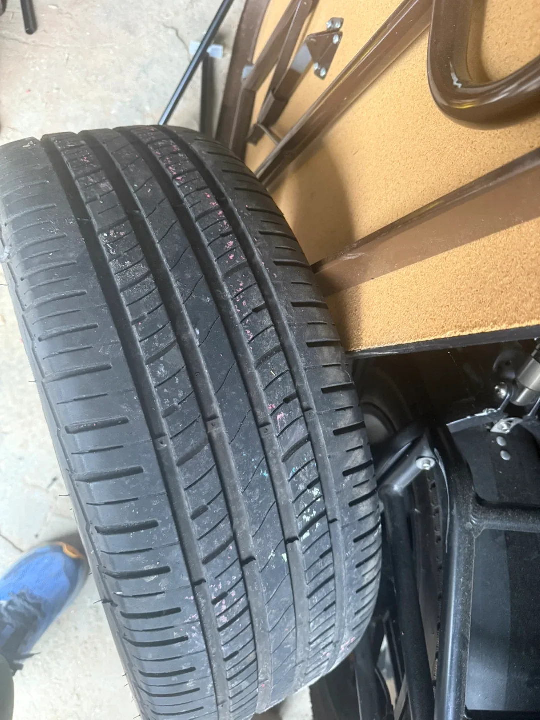 Mastercraft Courser A/T 215/50R17 Tire image indicator(5)