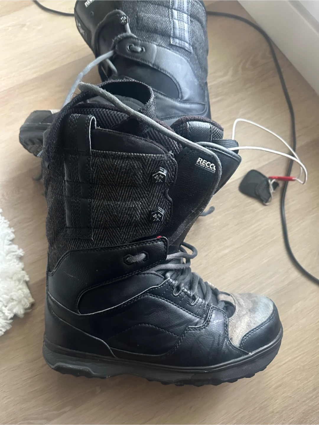 Snowboarding boots - photo 4