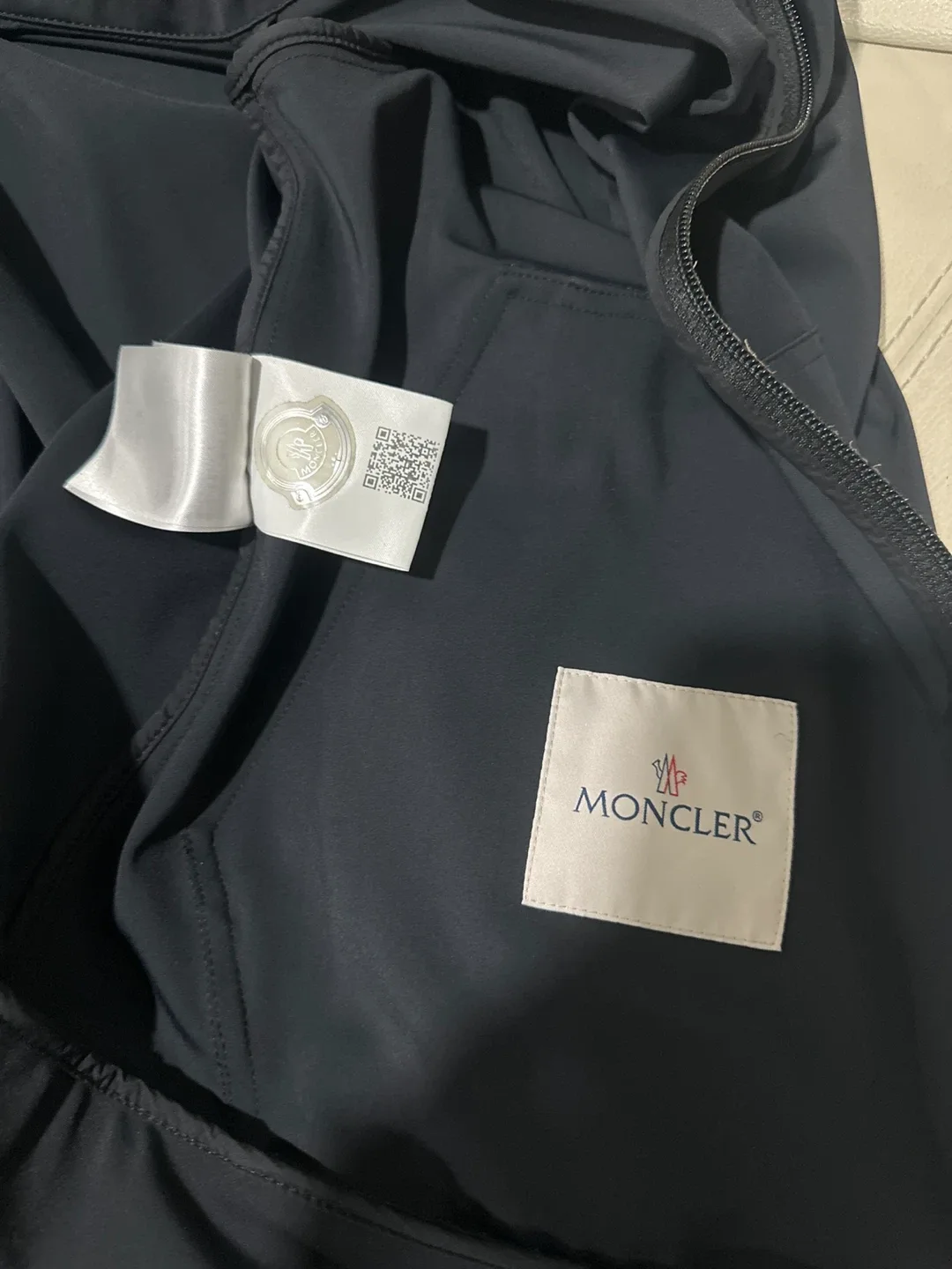 Moncler Black Jacket image indicator(5)
