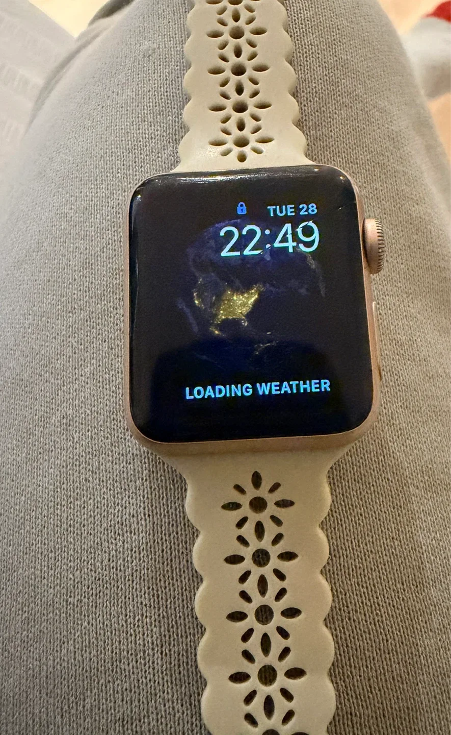 Apple Watch Series 3 38mm Rose Gold thumbnail