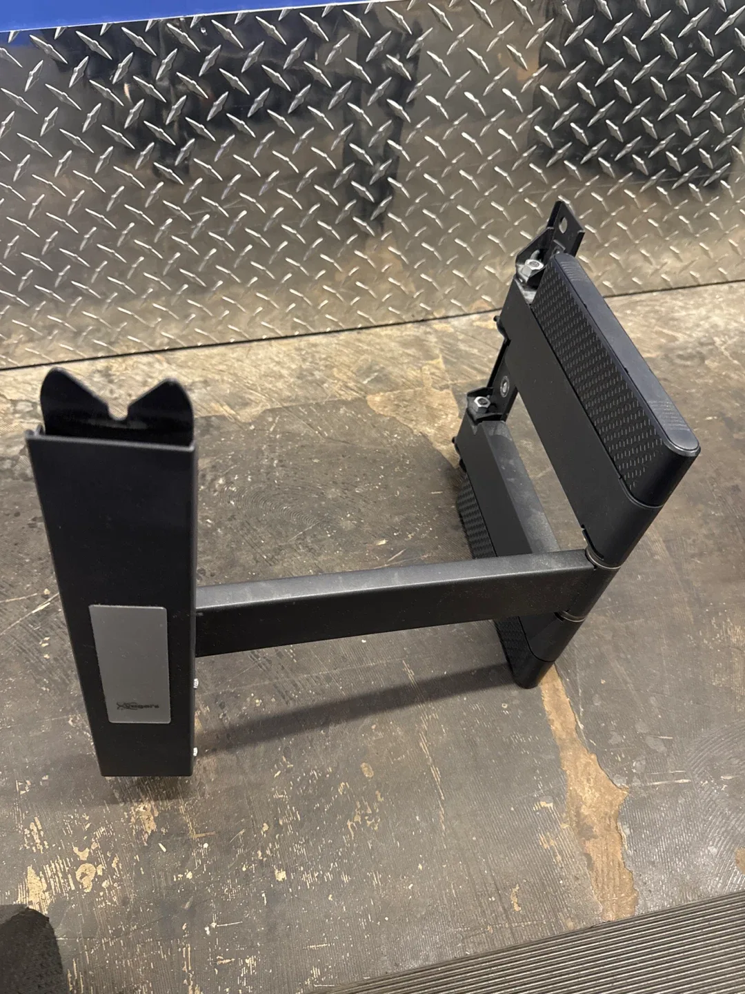 Vogel's TV Wall Mount - Black image indicator(2)