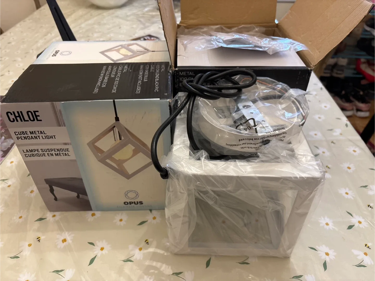 New Chloe Cube Metal Pendant Light image indicator(2)