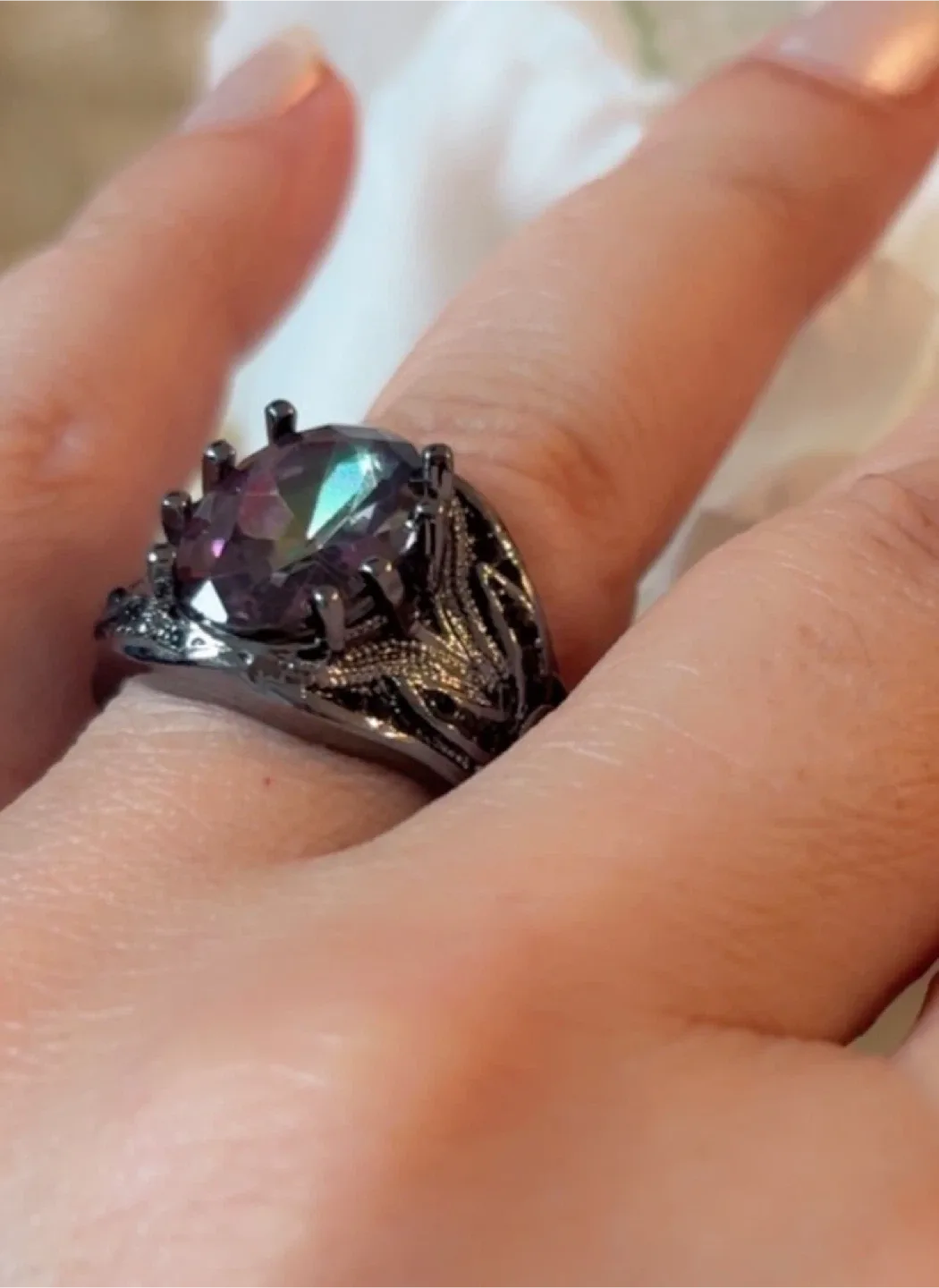 Beautiful Iridescent Stone Ring - Black Metal! Size 7 image indicator(4)