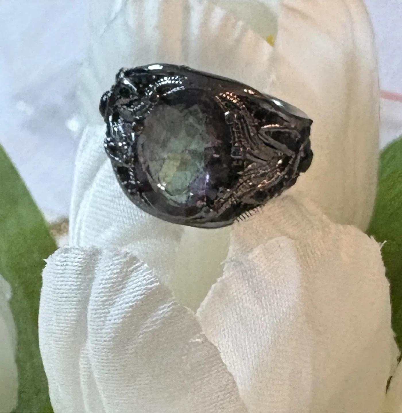 Beautiful Iridescent Stone Ring - Black Metal! Size 7 image indicator(2)