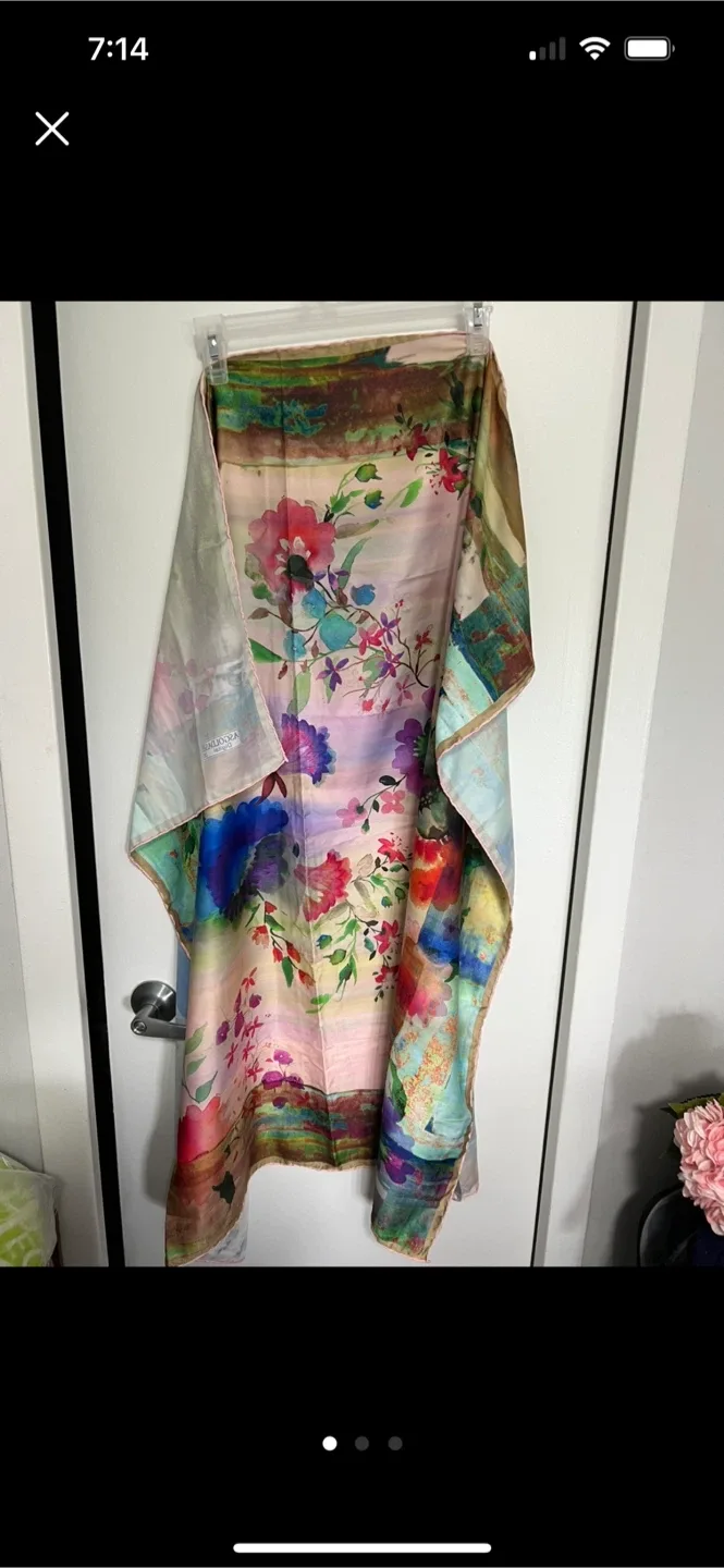 Accooner Floral Scarf thumbnail