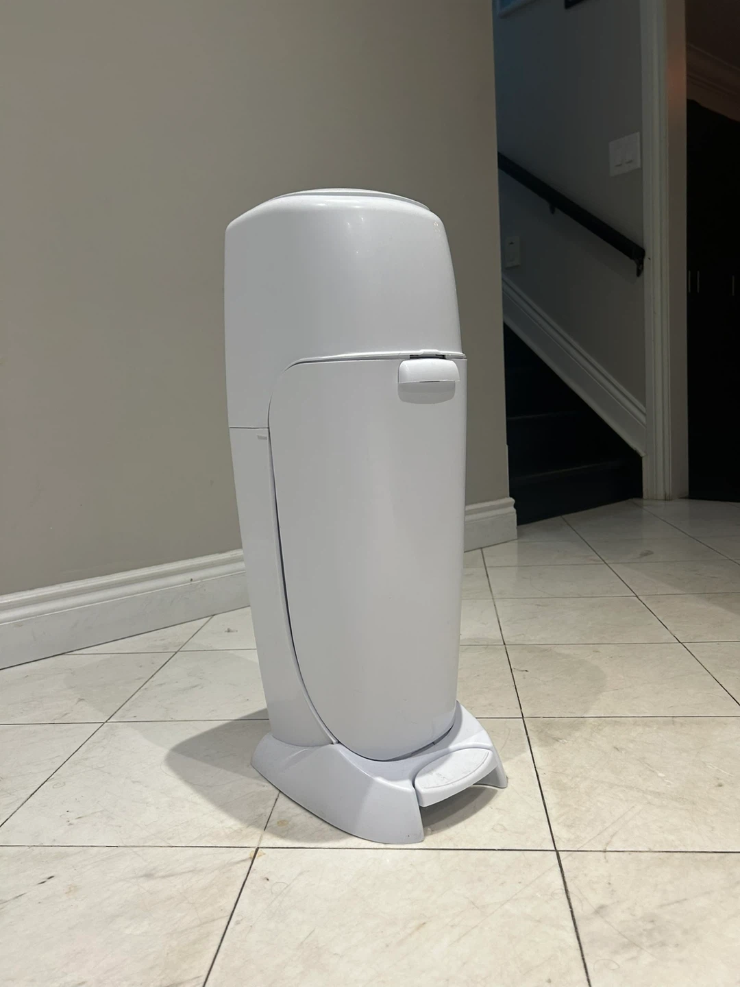 Munchkin Step Diaper Pail