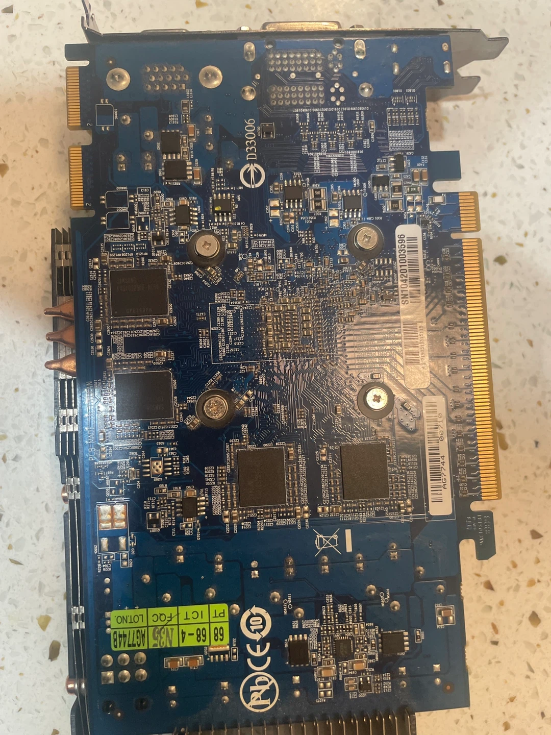 Gigabyte GV-R577SL-1GD Graphics Card - photo 5