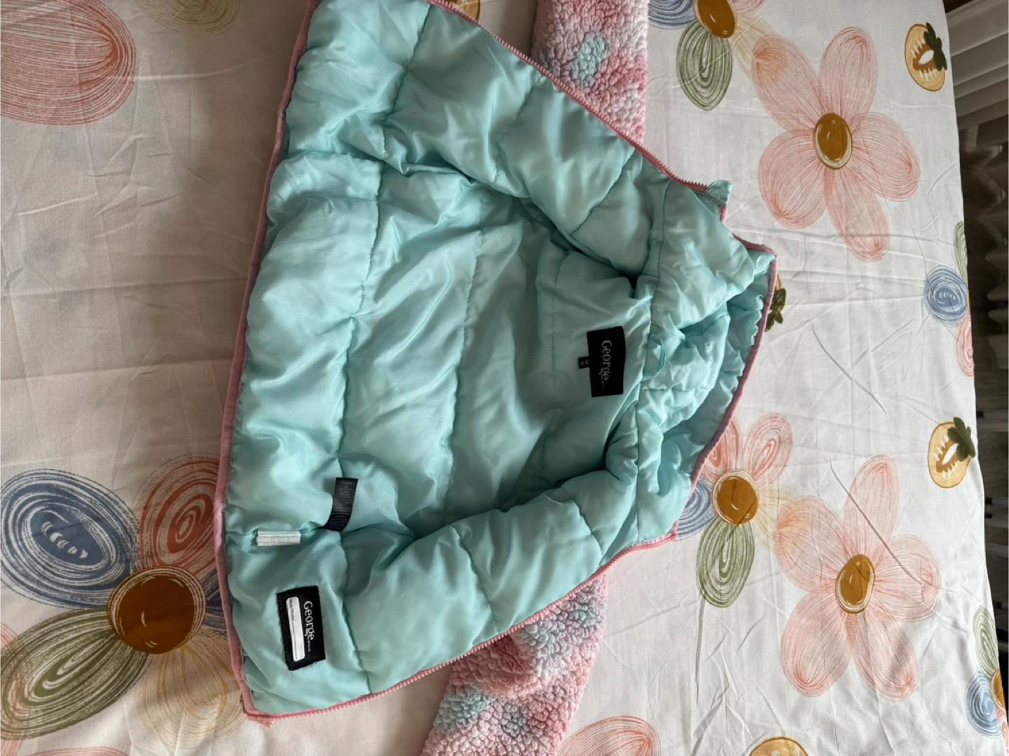 Girls Pink Sherpa Hooded Jacket - Size S (6) - photo 4