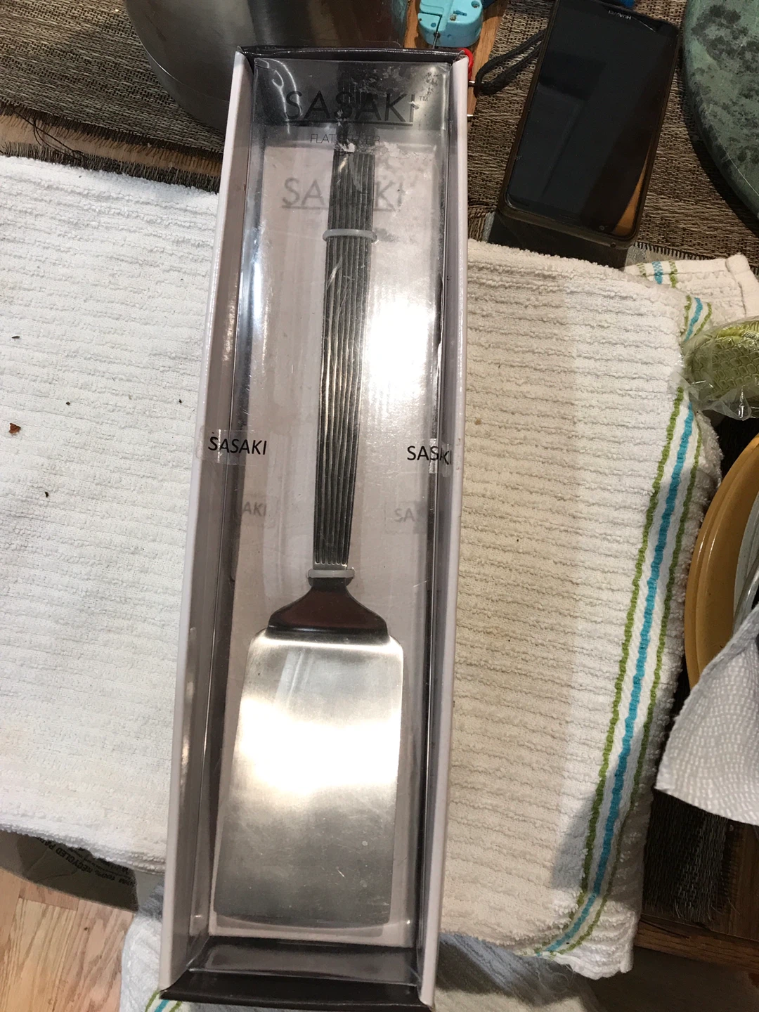 Sasaki Flat Server Teak - New in Box