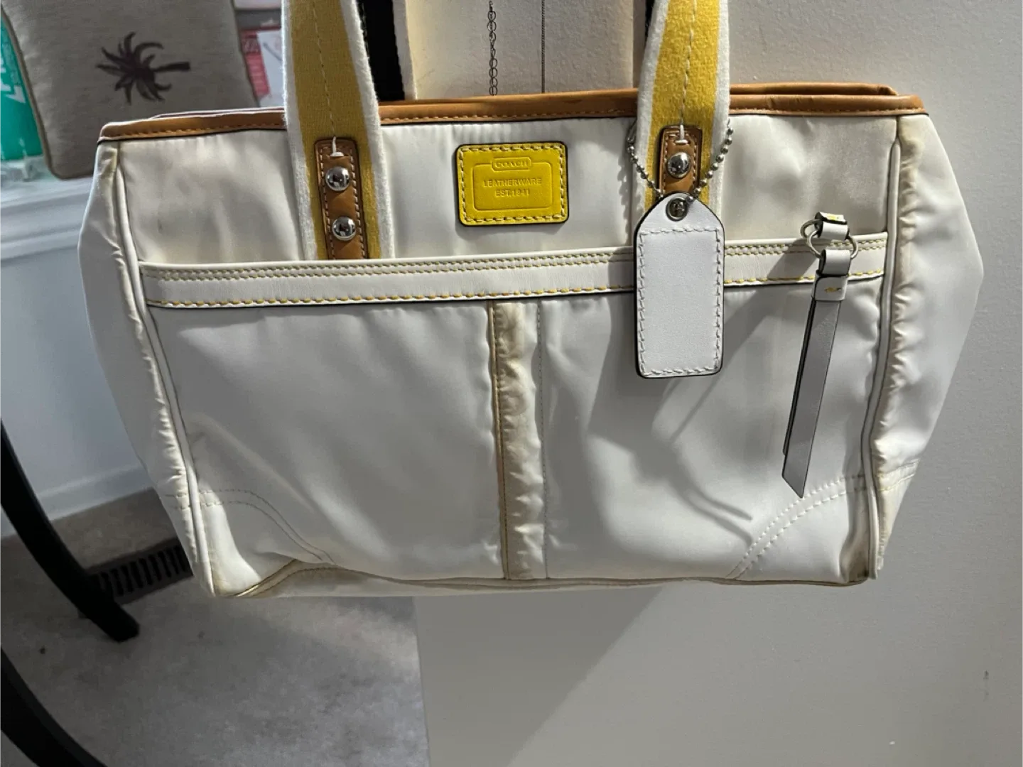VINTAGE Coach White & Yellow Handbag image indicator(10)