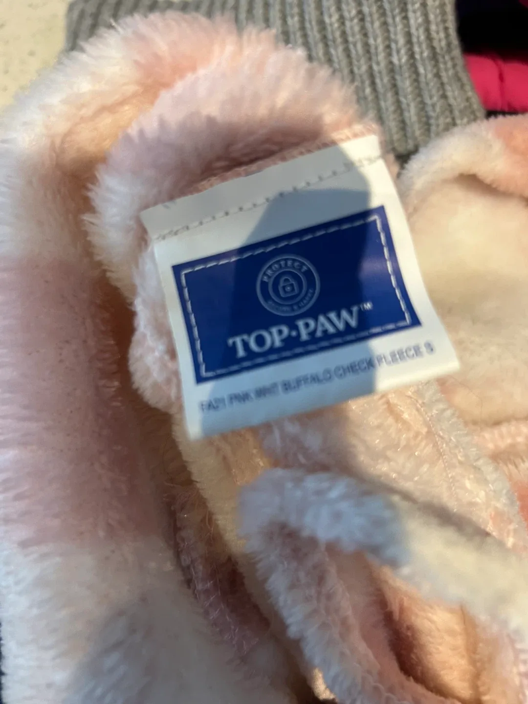 Top Paw Fuzzy Pink Buffalo Check Fleece S image indicator(5)