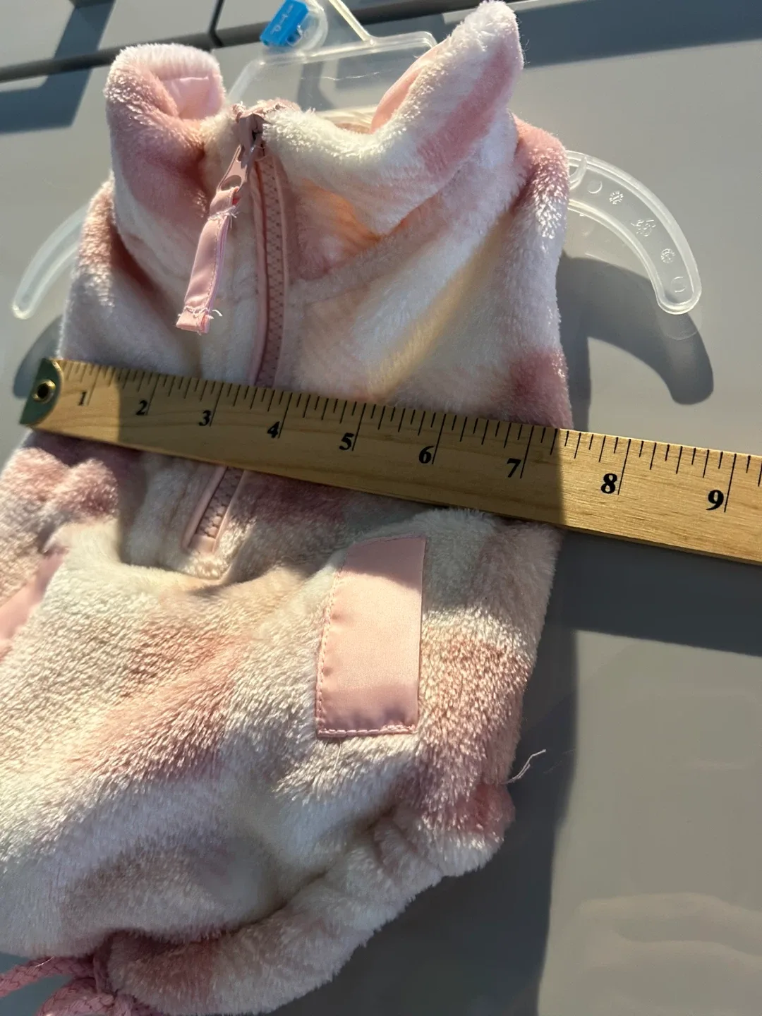 Top Paw Fuzzy Pink Buffalo Check Fleece S image indicator(4)