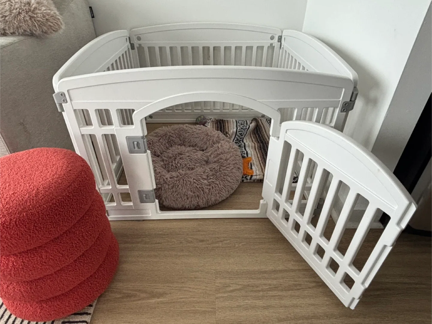 Sweetcrispy Dog Playpen - 4-Panel 24" White image indicator(2)