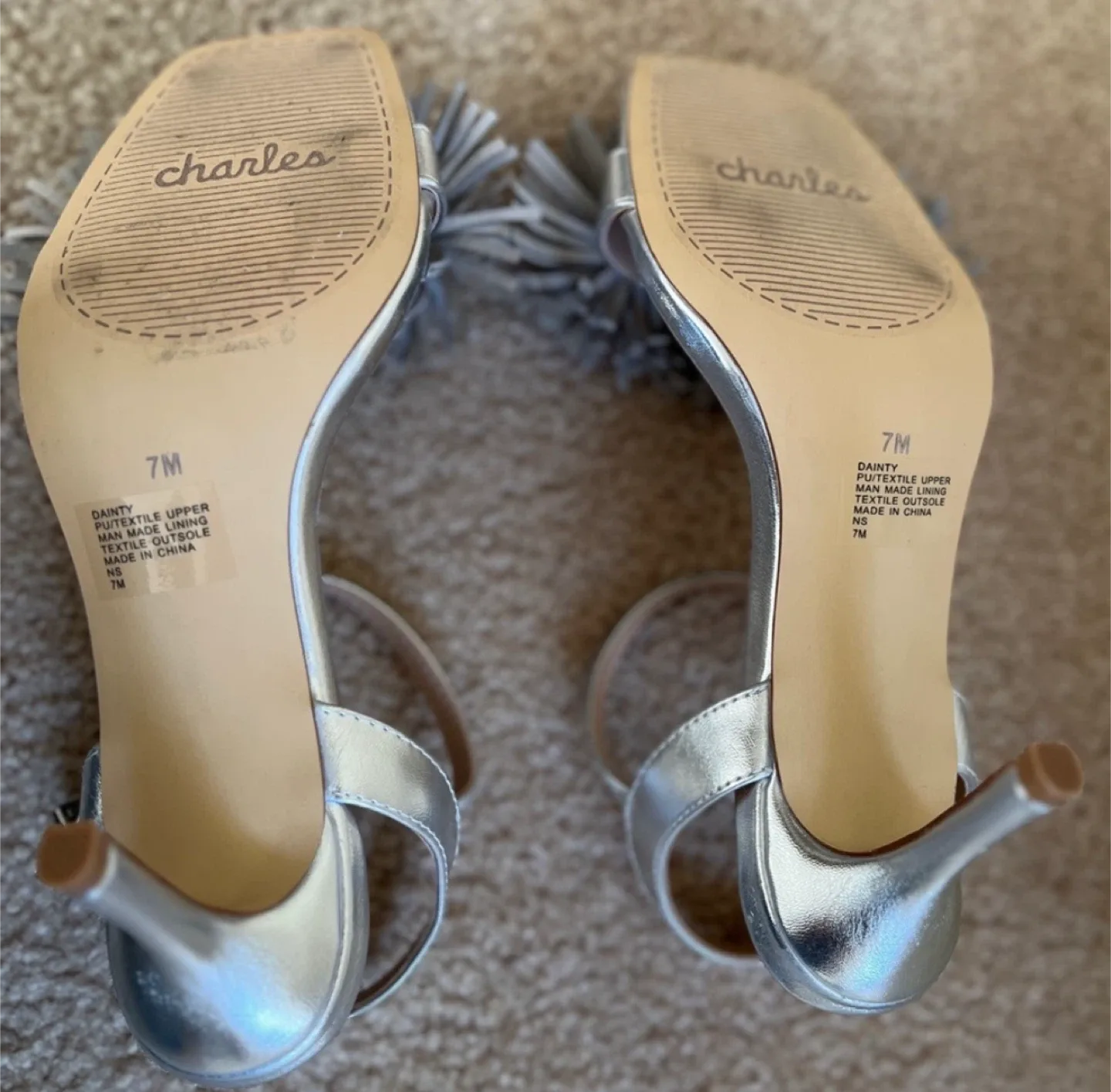 Charles Silver Heels - Size 7 image indicator(3)