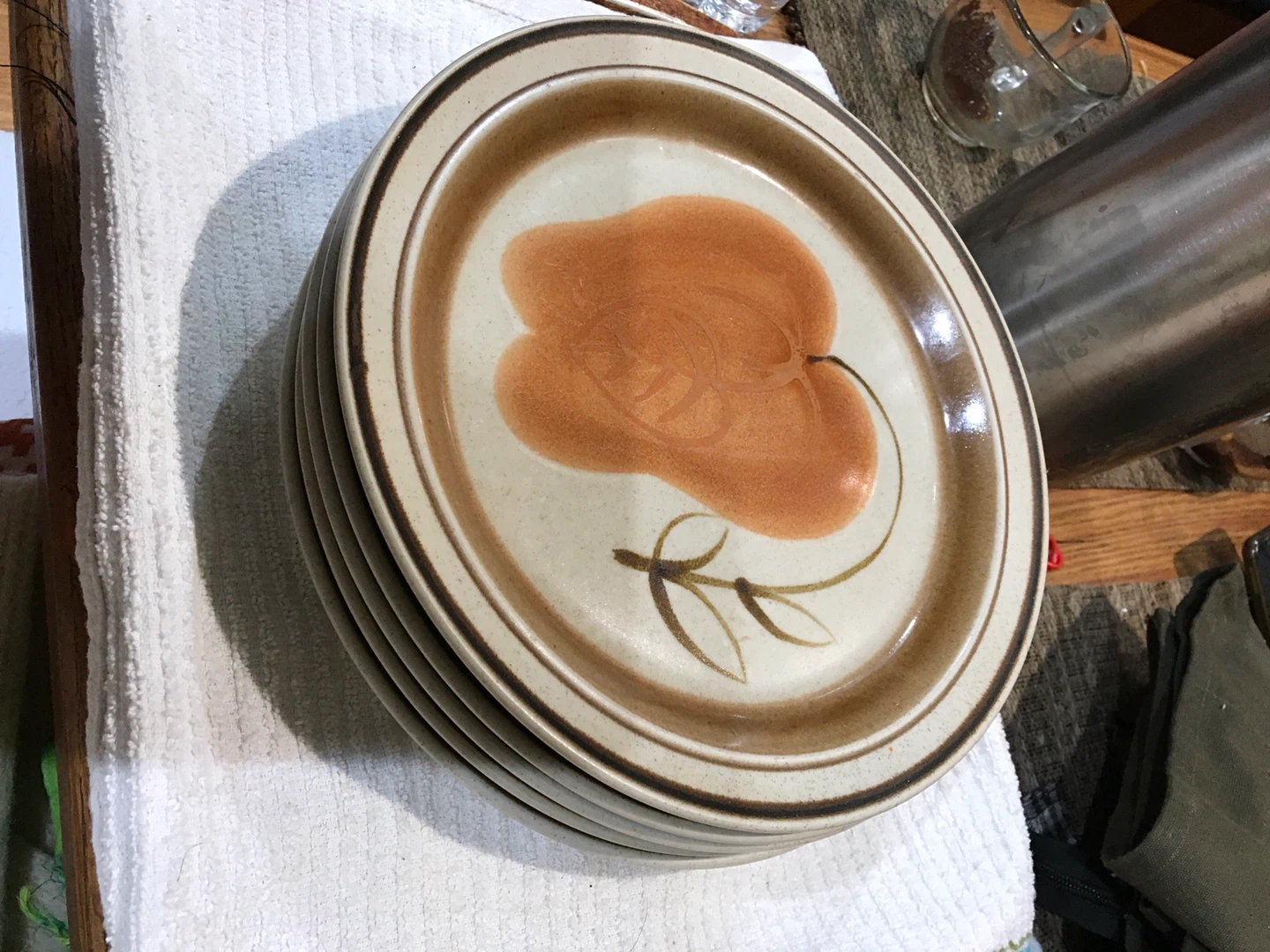 5 Plate Set Premiere Potterskraft Delicate 80027