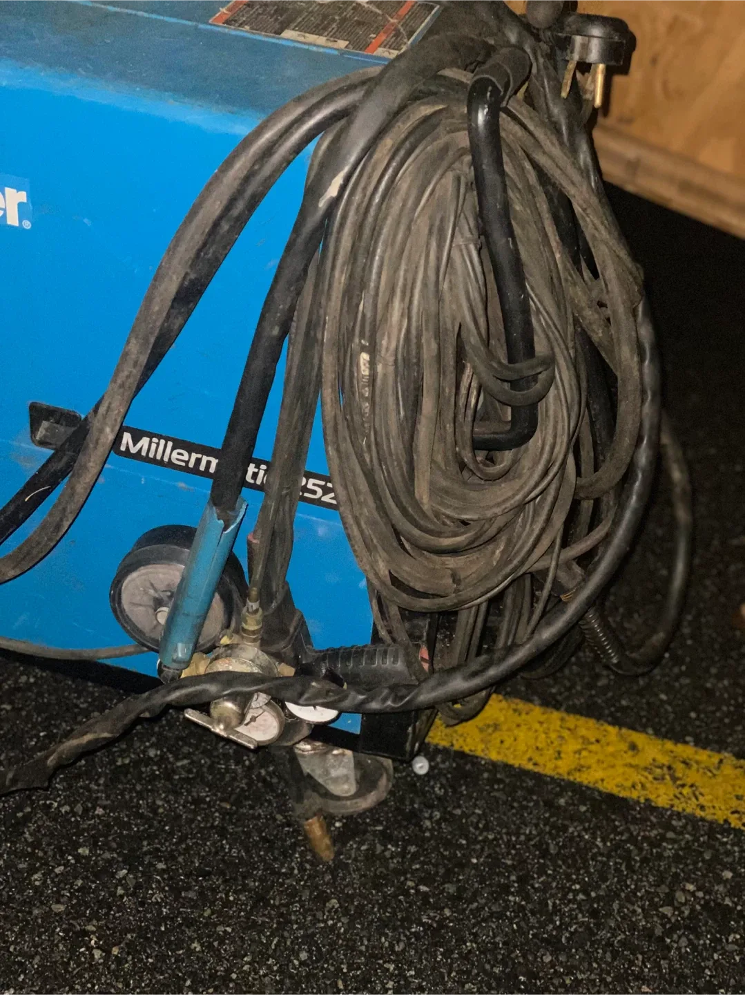 Miller Millermatic 252 Welding Machine image indicator(3)