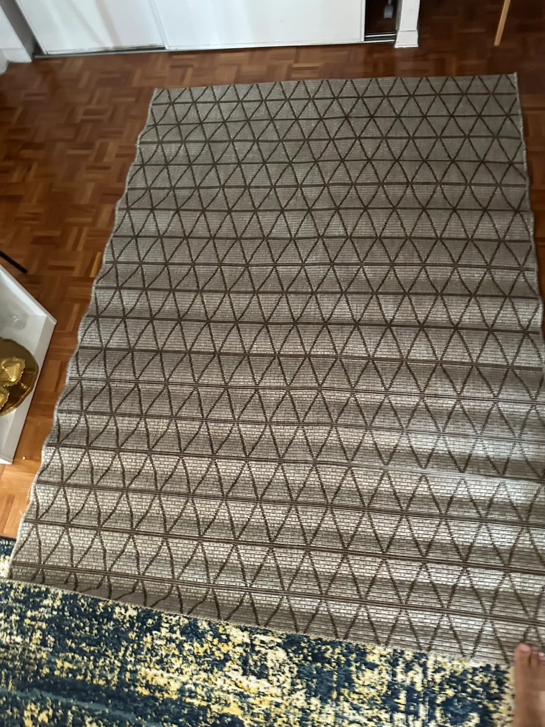 Patterned Area Rug - photo 2