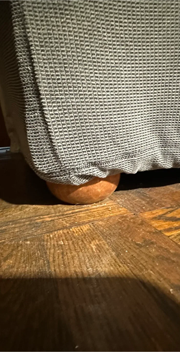 Gray Sofa image indicator(5)