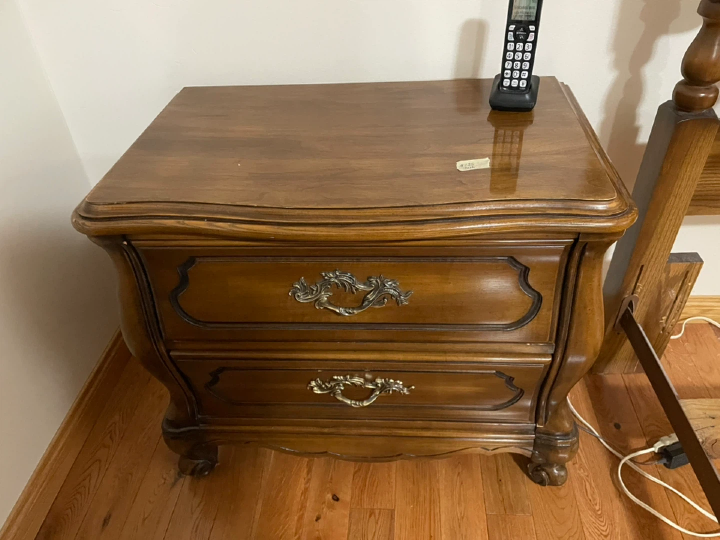 Vintage Wood Bedroom Set - Headboard, Dresser, Nightstands - photo 2